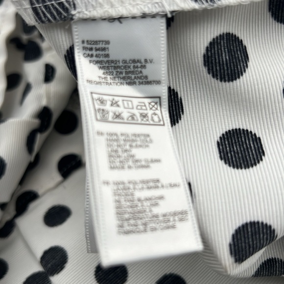 Forever 21 skirt polka dot mini skirt. - Picture 6 of 6